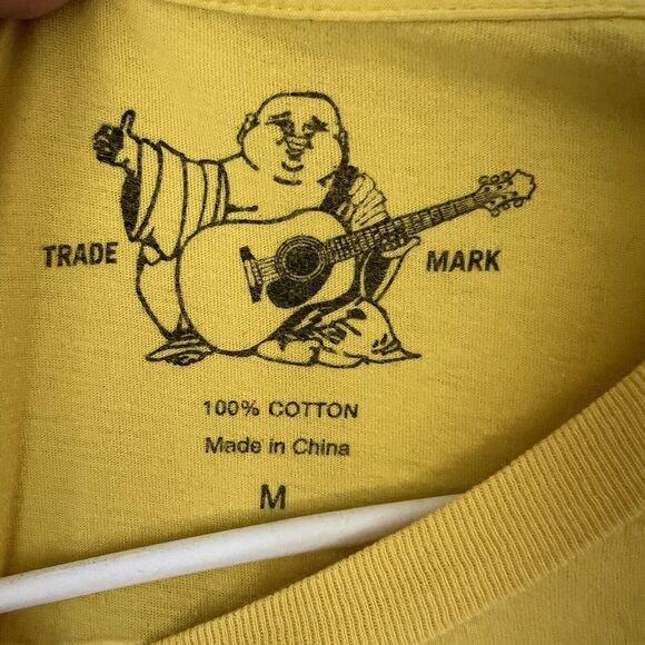 TRUE RELIGION World Tour 1956 Size Med Gold Short Sleeve T Shirt - Picture 3 of 8